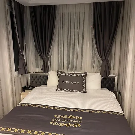 فندق The Grand Tower *